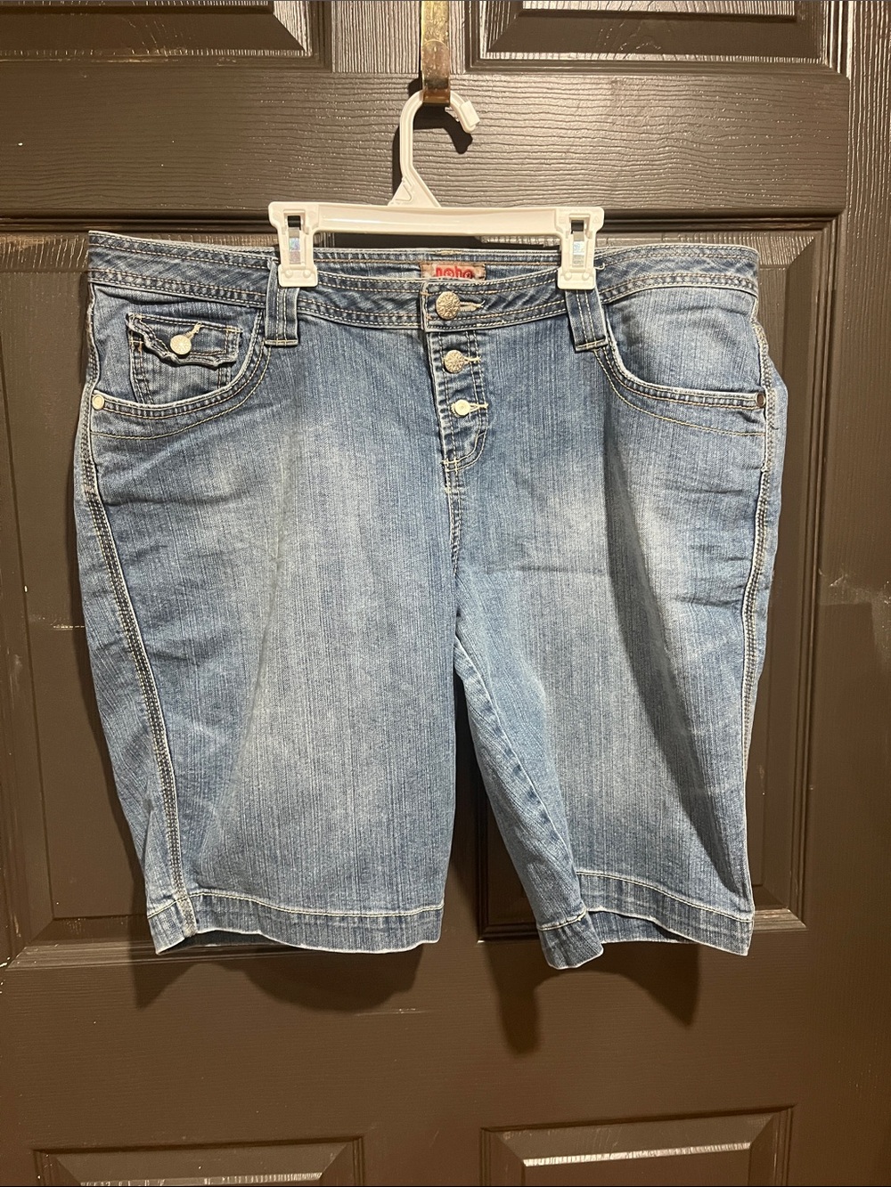Apt. 9 Light Wash Denim Bermuda Shorts